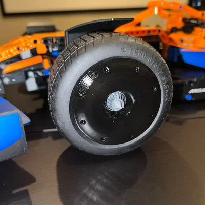 Wheel Disc chân thực kèm nut cho Lego McLaren F1 42141 hoặc Mercedes 42171