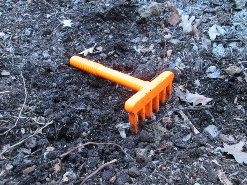 Cào tay làm vườn (Garden hand rake) - Image 3