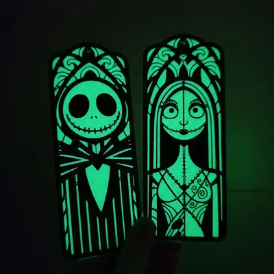 Fan Art Jack & Sally phát sáng trong bóng tối – 2D phong cách stained glass