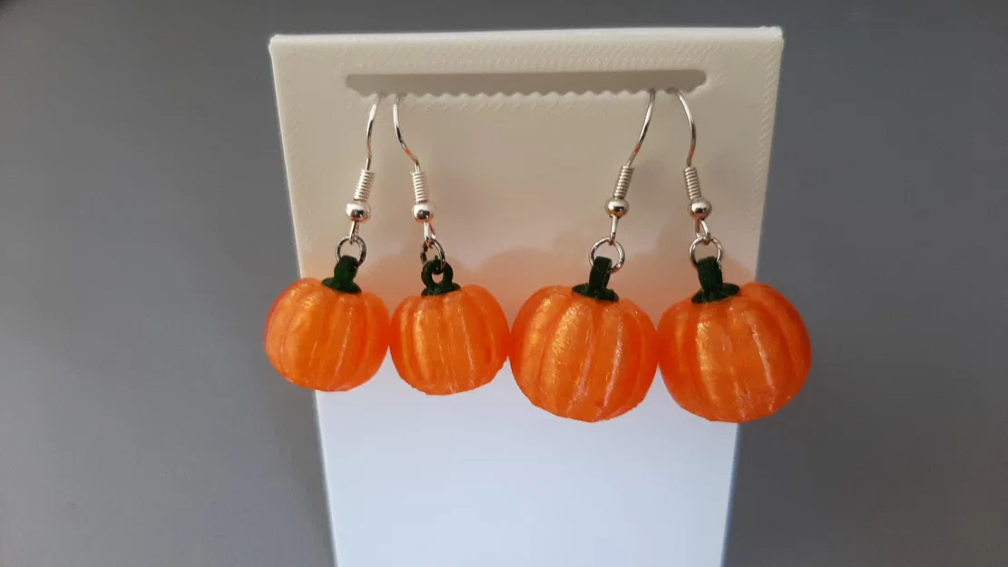 Bông tai bí ngô dễ thương - Phụ kiện Halloween in 3D độc đáo - Image 1