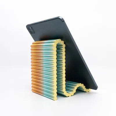 Giá đỡ Tablet và điện thoại đa năng với thiết kế gợn sóng