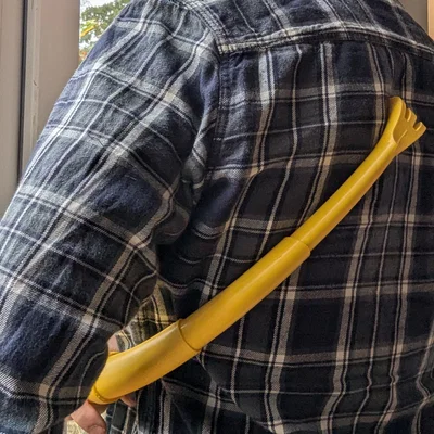 Cây Gãi Lưng Cong Gập Gọn Công Thái Học (Curved Collapsible Ergonomic Scratcher)