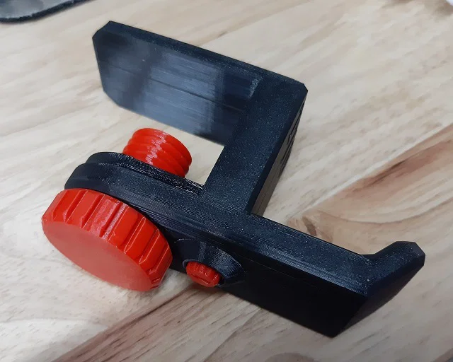 Móc treo tai nghe đảo chiều kẹp bàn (Reversible headphones holder) - Image 4