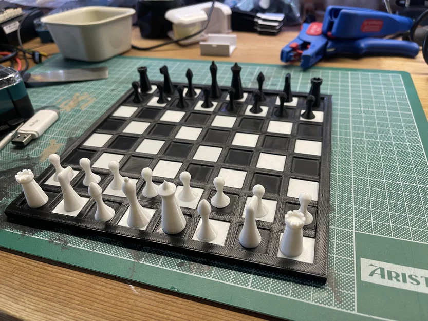 Bộ Cờ Vua (Chess set) In 3D Nhiều Màu Đơn Giản - Image 1