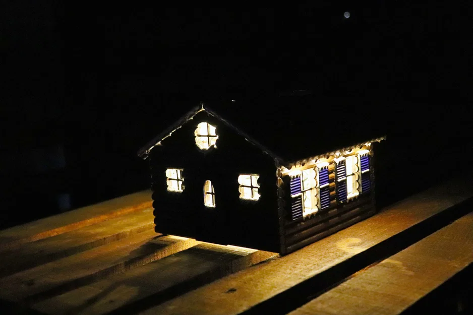 Ngôi nhà mùa đông (Winter house) - Image 3