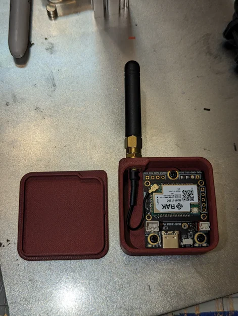 Case ốp lưng điện thoại Meshtastic RAK19003 (RAK19003 Meshtastic Phone Backpack Case) - Image 3