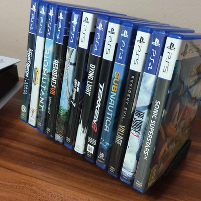 Kệ để đĩa game PlayStation - Giá đỡ 12 ngăn gọn gàng cho game thủ