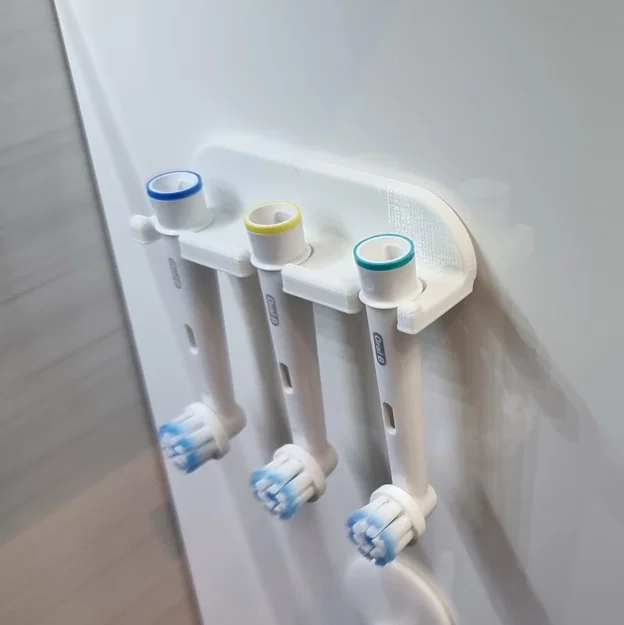 Kệ treo đầu bàn chải OralB cho 3 & 4 cây - Image 1