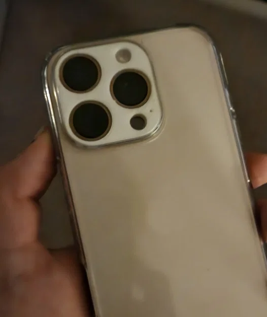 Nắp bảo vệ camera 3D cho iPhone 16 Pro tiện dụng - Image 1