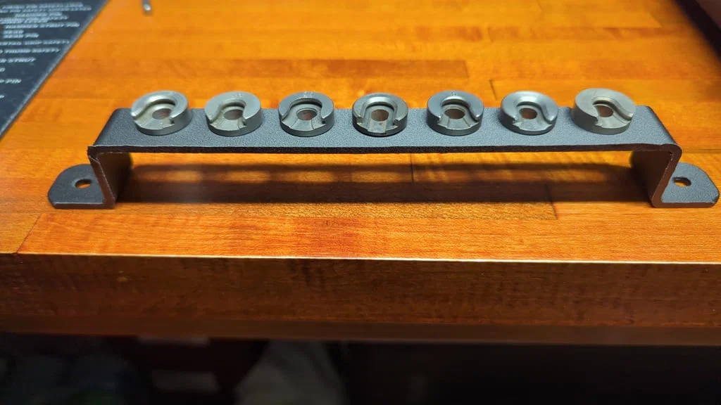 Giá treo Shellholder nạp đạn: Giải pháp sắp xếp bàn làm việc gọn gàng - Image 2