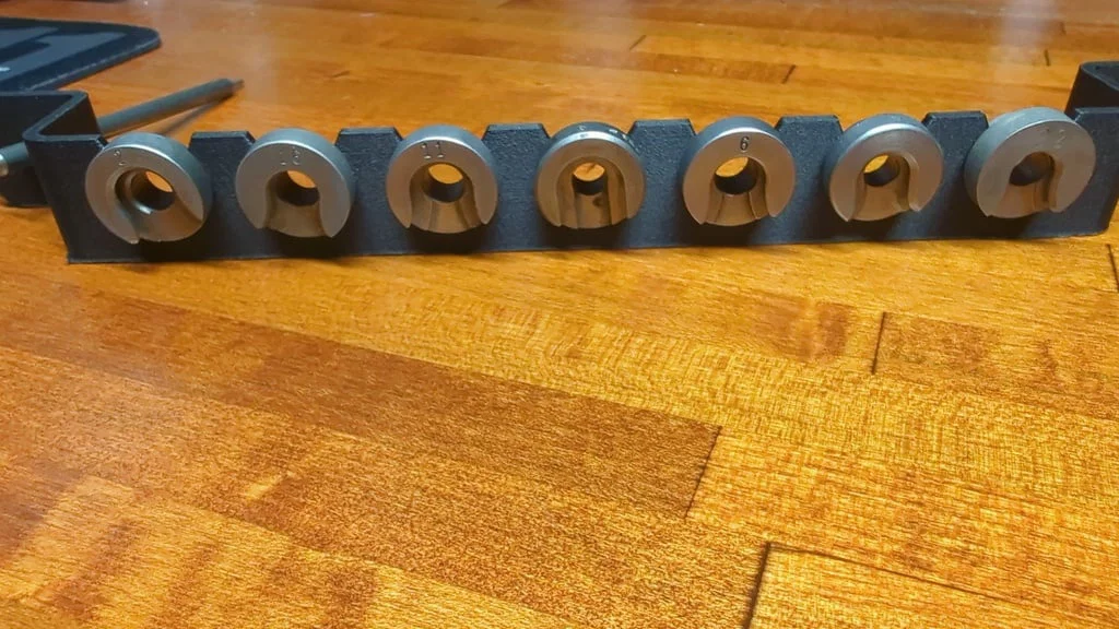 Giá treo Shellholder nạp đạn: Giải pháp sắp xếp bàn làm việc gọn gàng - Image 3