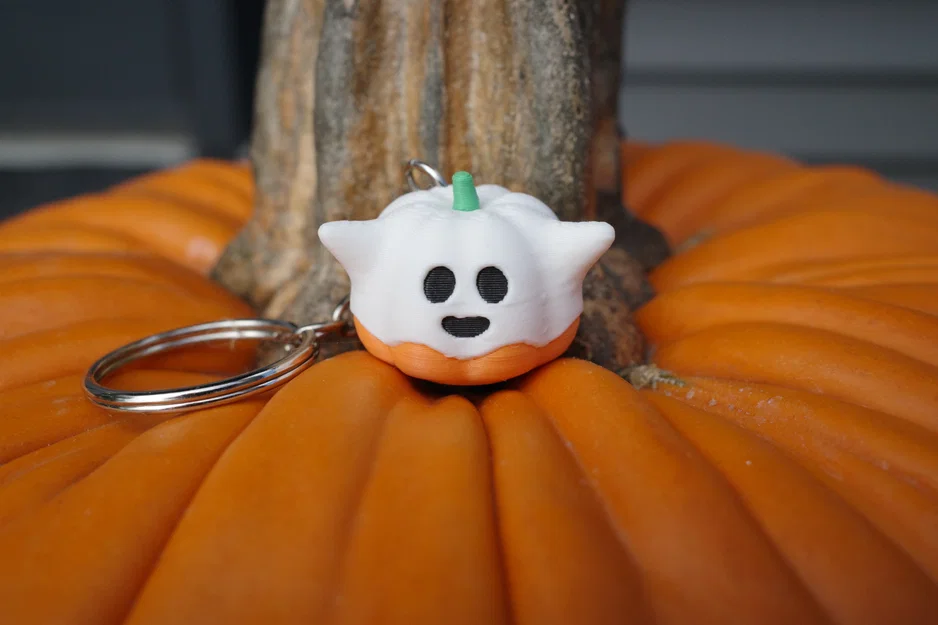 Móc khóa ma bí ngô mini 3D siêu đáng yêu cho dịp Halloween - Image 1