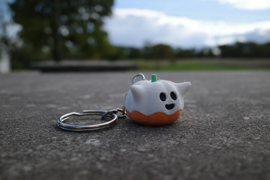Móc khóa ma bí ngô mini 3D siêu đáng yêu cho dịp Halloween - Image 3