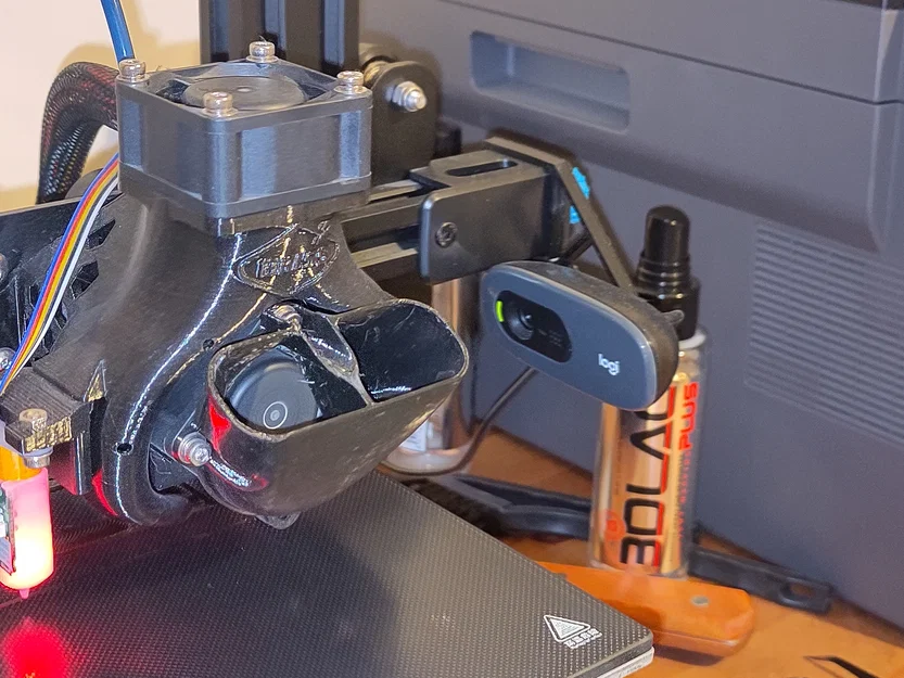 Ngàm gắn webcam Logitech C270 cho máy in 3D Ender 3 V2 - Image 2