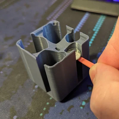 Khay Gridfinity lưu trữ pin nút (coin cell) 1x1