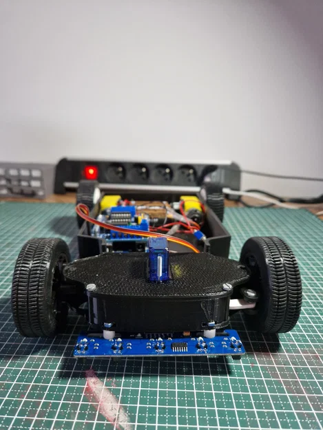 Xe Arduino (Arduino car) có cơ cấu lái bằng servo - Image 3