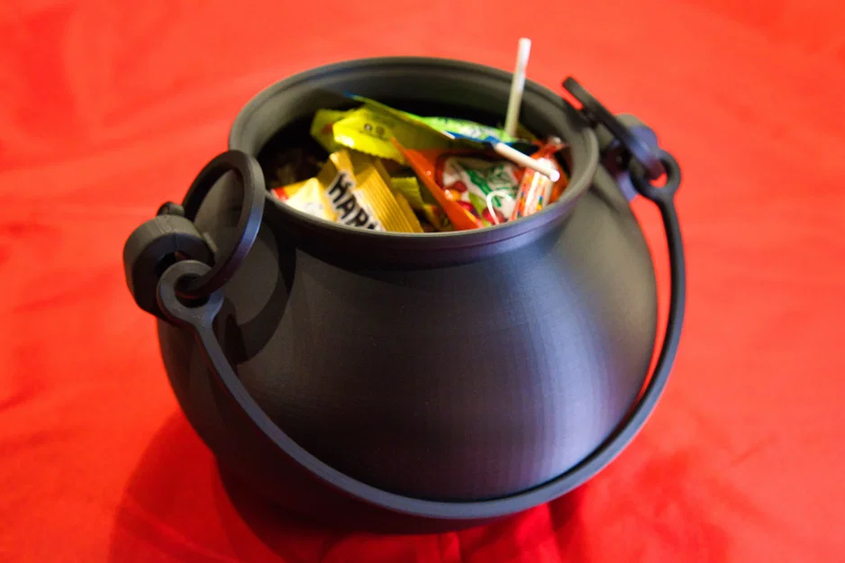 Nồi Vạc Kẹo Halloween (Halloween Candy Cauldron) - Image 1