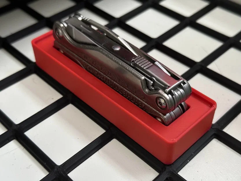 Khay Gridfinity tùy chỉnh cho kìm đa năng Leatherman Charge+ TTi - Image 1