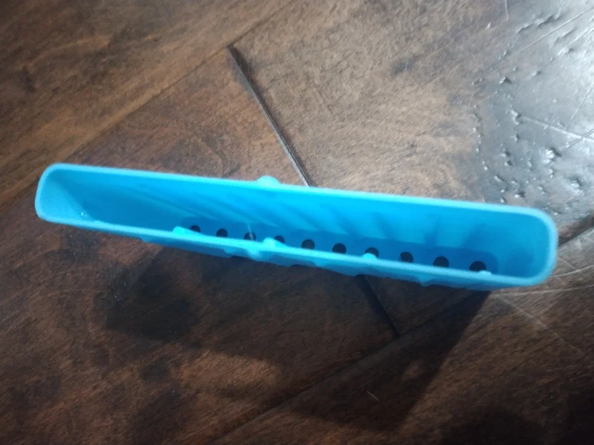 Hộp Bút Sáp Có Khe (Slotted Crayon Box) - Image 3