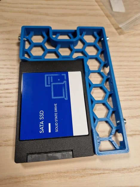 Khay chuyển đổi ổ cứng SSD 2.5 inch sang HDD 3.5 inch in 3D - Image 2