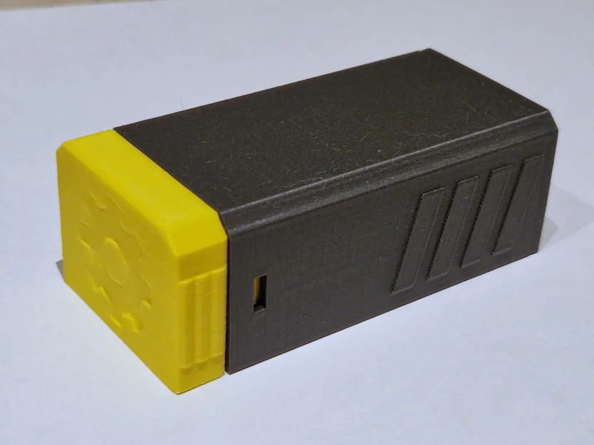 Hộp mini có khóa với cơ chế đóng click - Image 2