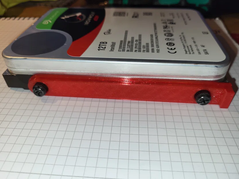 Thanh ray cao su gắn HDD cho BeQuiet! Silent Base 600 - Image 1