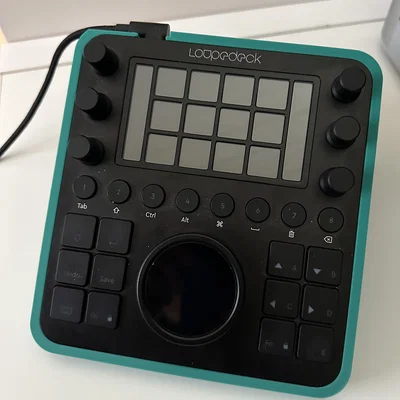 Giá đỡ nghiêng cho Loupedeck CT (Loupedeck CT Ständer)