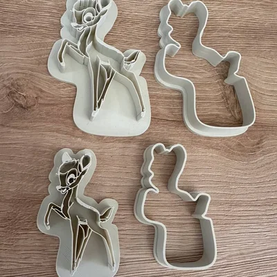 Khuôn cắt bánh quy Bambi Disney (Cookie Cutter) 10cm