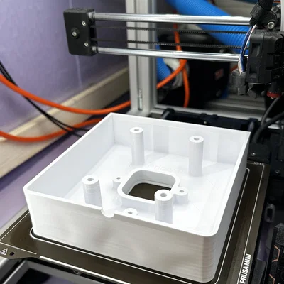 Case gắn tường cho Unifi U6 Enterprise In-Wall (không cần khoét tường)