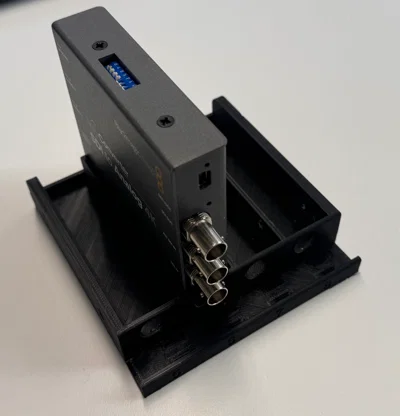 Khung Rackmount 19 inch cho Blackmagic Mini Converter (Bộ 16 khay) - Image 1