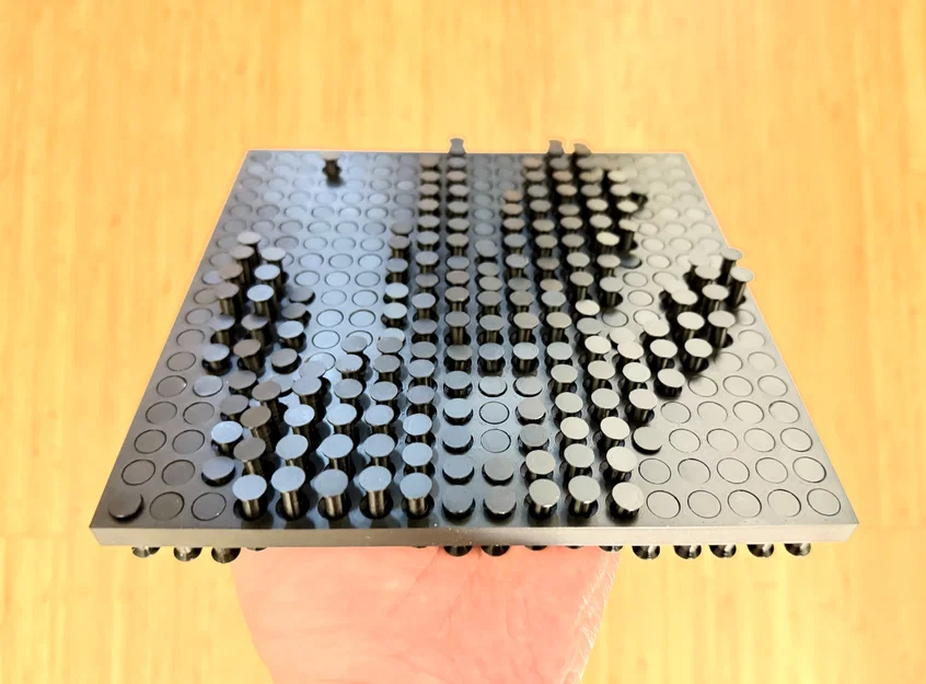 Pin Art: Bảng Nghệ Thuật Đinh Ghim 3D Sáng Tạo Cho Bàn Làm Việc - Image 1