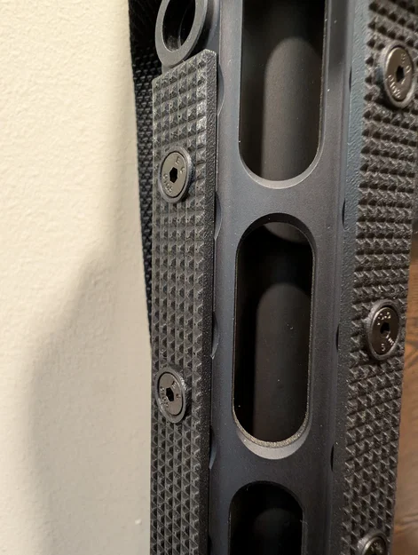 M-Lok Handguards (ốp tay M-Lok) in 3D - Image 2