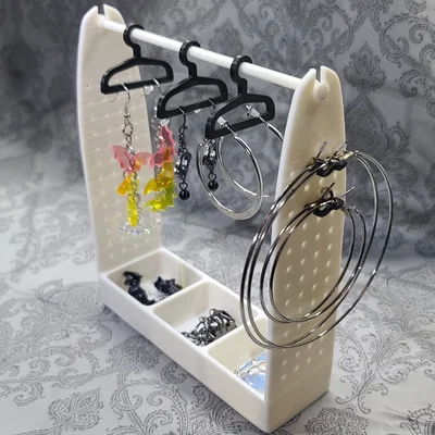 Kệ treo bông tai & trang sức kèm khay để đồ (Storage Rack & Tray)