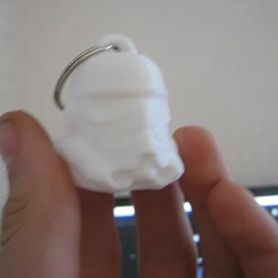 Móc khóa hình mũ bảo hiểm Stormtrooper 3D cực chất cho fan Star Wars