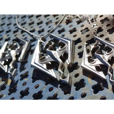 Vòng cổ logo Skyrim (Skyrim logo necklace)