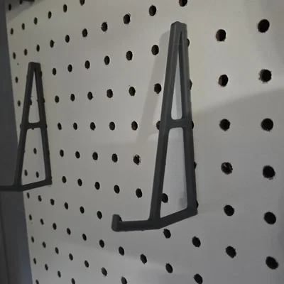 Giá treo bàn phím gắn tường Pegboard gọn gàng, chắc chắn