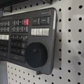 Giá treo bàn phím gắn tường Pegboard gọn gàng, chắc chắn - Thumbnail 3