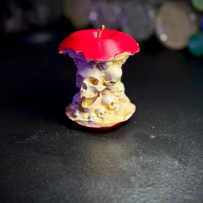 Mô hình trang trí quả táo đầu lâu cực chất cho Halloween