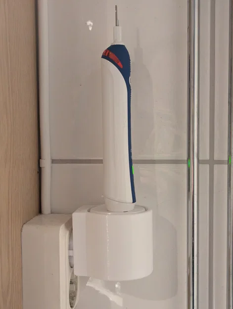 Giá treo bàn chải điện Oral-B gắn ổ cắm (Thiết kế nhỏ gọn) - Image 1
