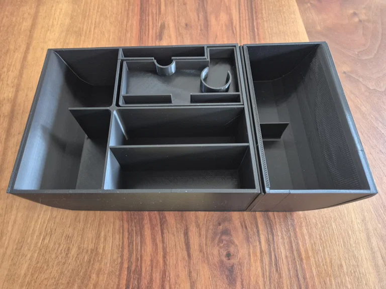 Khay chia ngăn console giữa Polestar 4 - Image 2