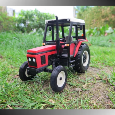 Tractor - Zetor 7711 (NO SUPPORTS) 2023