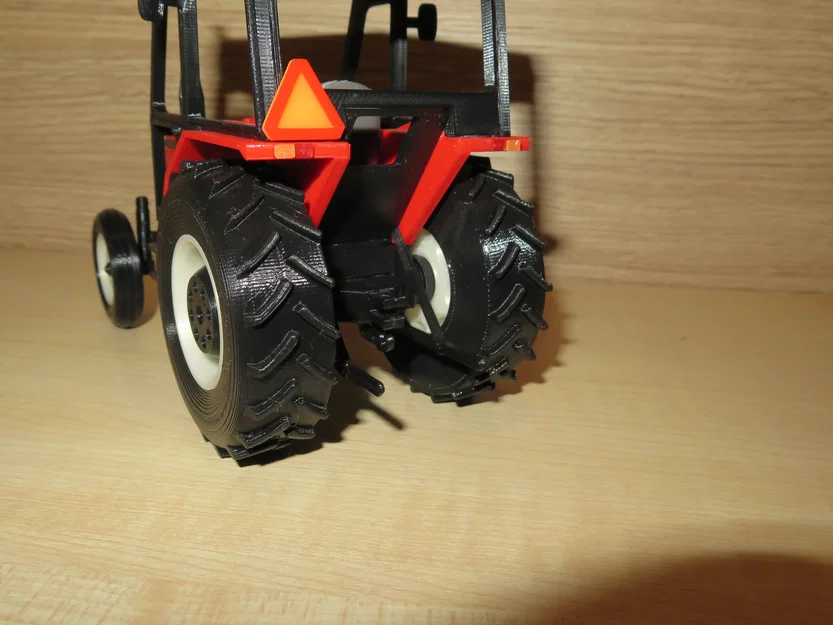 Tractor - Zetor 7711 (NO SUPPORTS) 2023 - Image 10