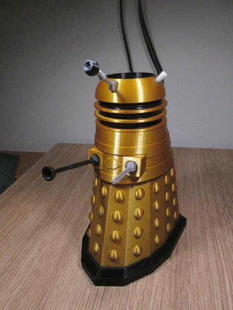 Doctor Who Dalek - Giá cắm bút 2023 - Image 2