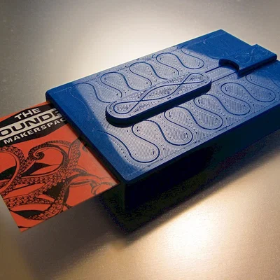 Hộp đựng danh thiếp Stiletto