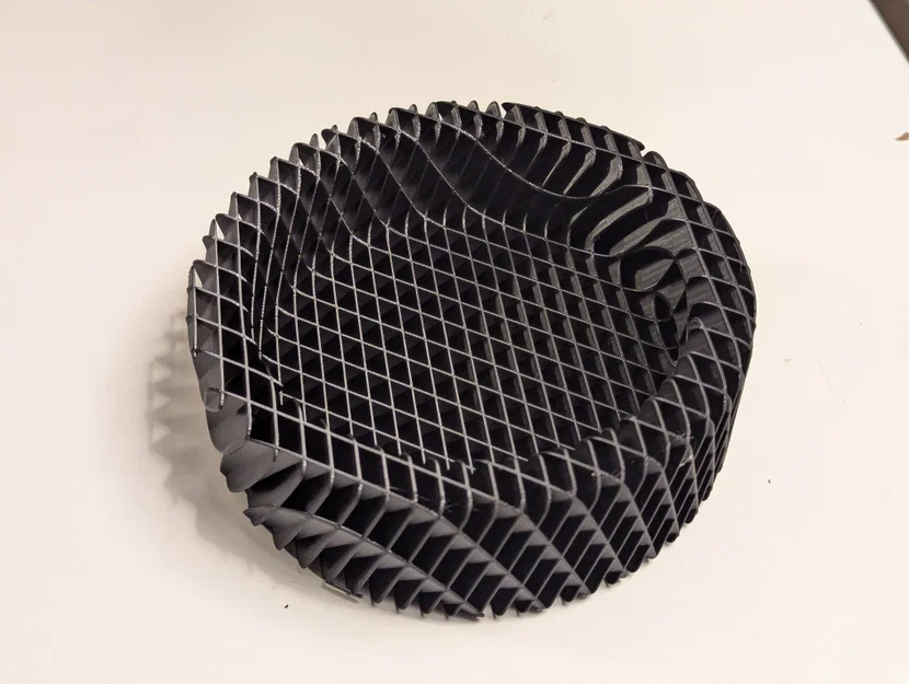 Khay đựng đồ tàng hình 3D (Disappearing Catchall Tray) độc đáo - Image 2