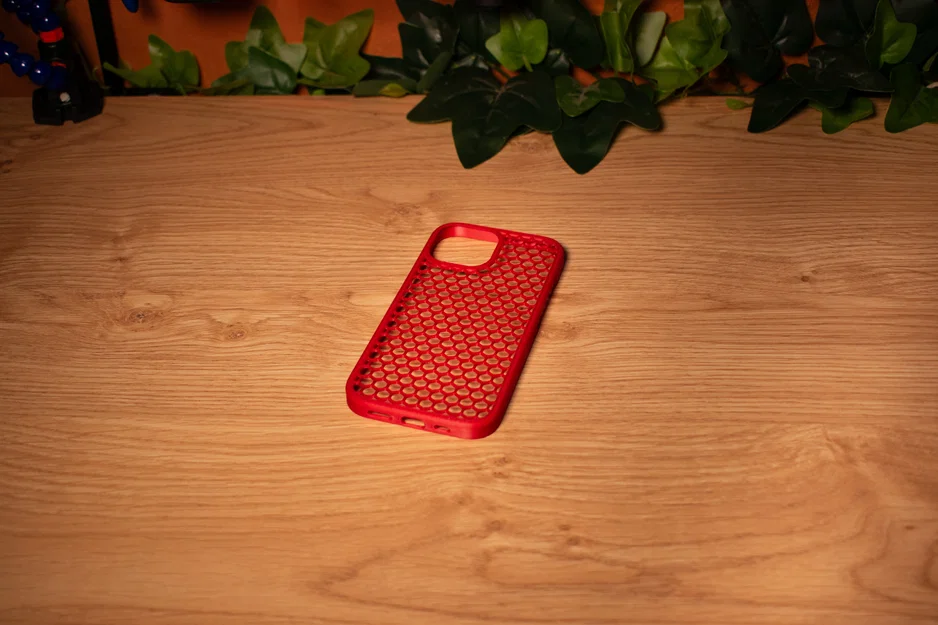 Ốp lưng iPhone 15 Pro Max họa tiết tổ ong in 3D - Image 2