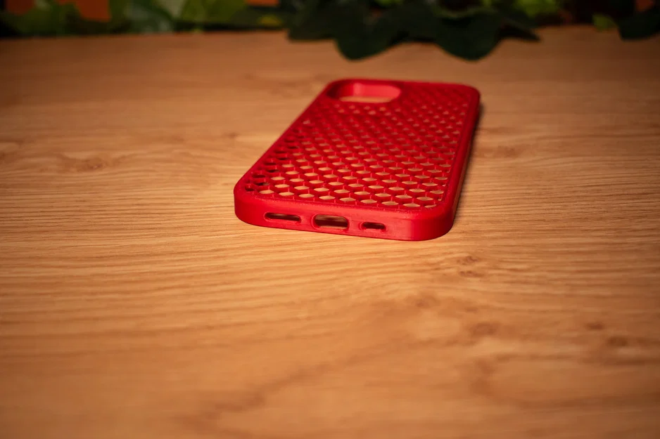 Ốp lưng iPhone 15 Pro Max họa tiết tổ ong in 3D - Image 3