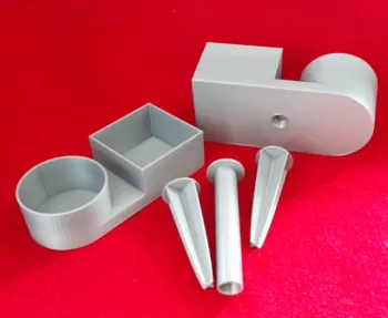 Giá Đỡ Ly Nước Và Điện Thoại Đa Năng Cho Dã Ngoại, Bãi Biển - Image 2