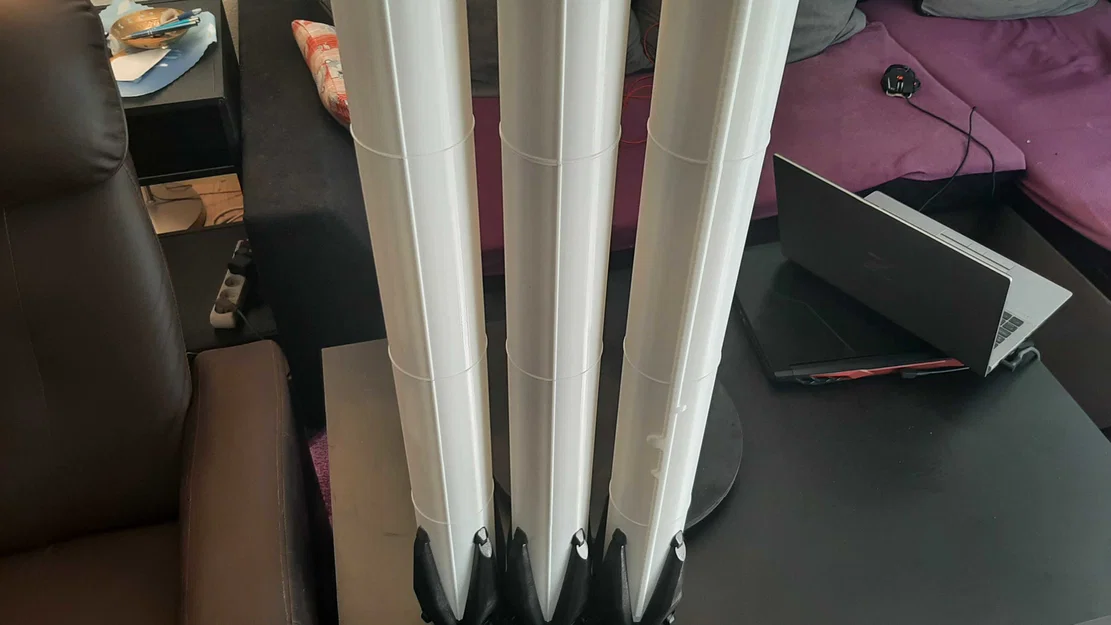 Mô hình tên lửa SpaceX Falcon Heavy tỉ lệ 1/48 ấn tượng - Image 3
