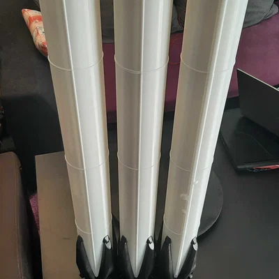 Mô hình tên lửa SpaceX Falcon Heavy tỉ lệ 1/48 ấn tượng